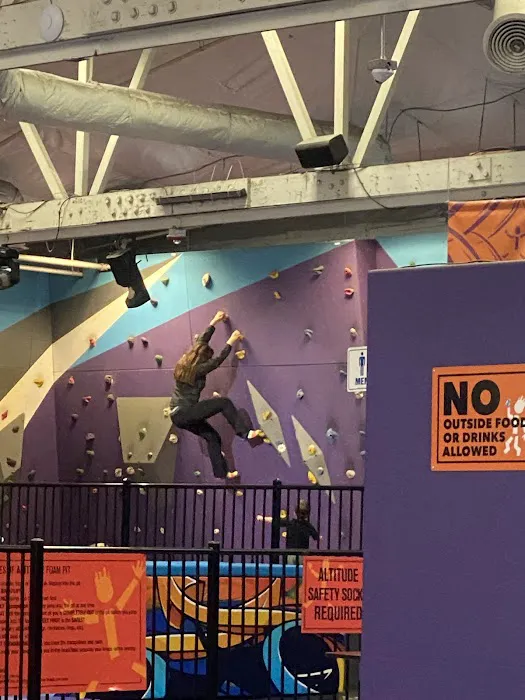 Altitude Trampoline Park Phoenix Picture 10