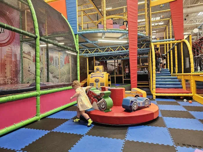 UPTOWN JUNGLE FUN PARK | Avondale Picture 1