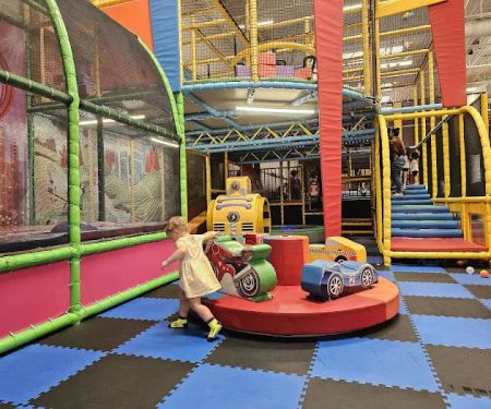 UPTOWN JUNGLE FUN PARK | Avondale