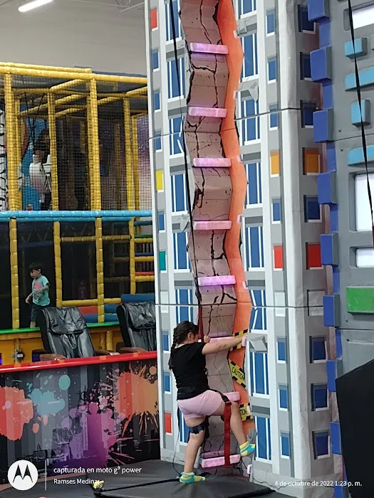 UPTOWN JUNGLE FUN PARK | Avondale Picture 4