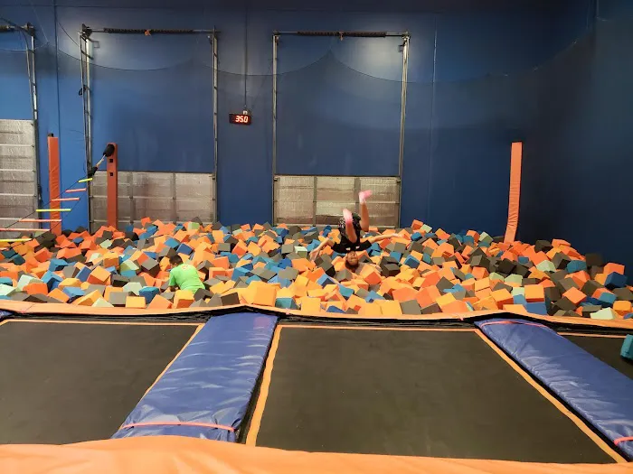 Sky Zone Trampoline Park Picture 5