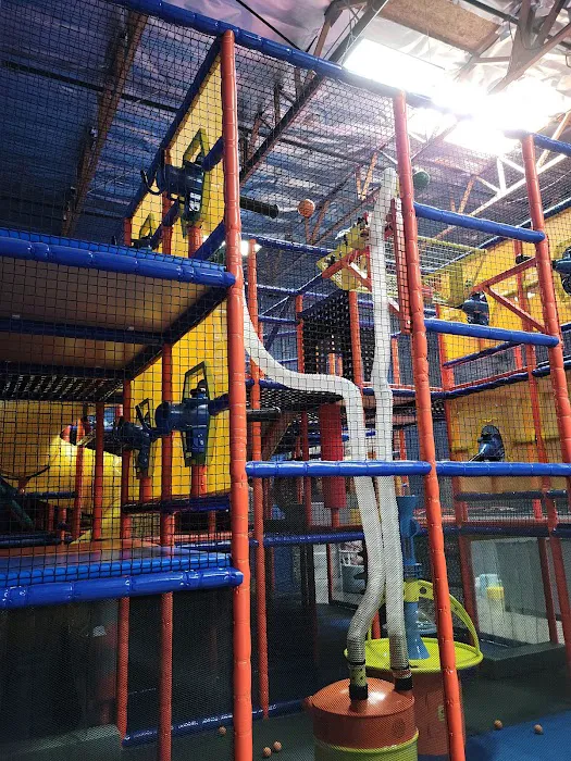 Sky Zone Trampoline Park Picture 10