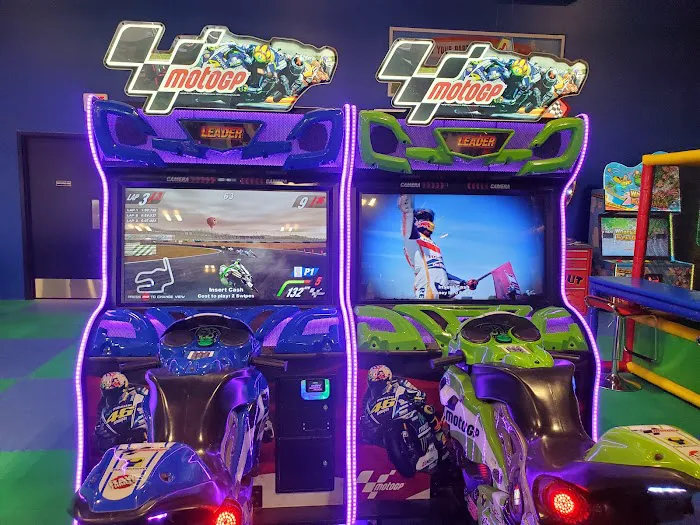 Luv 2 Play Phoenix Picture 8