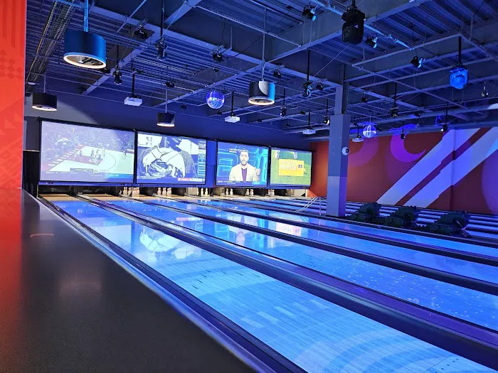 Round1 Bowling & Arcade - Glendale Picture 5