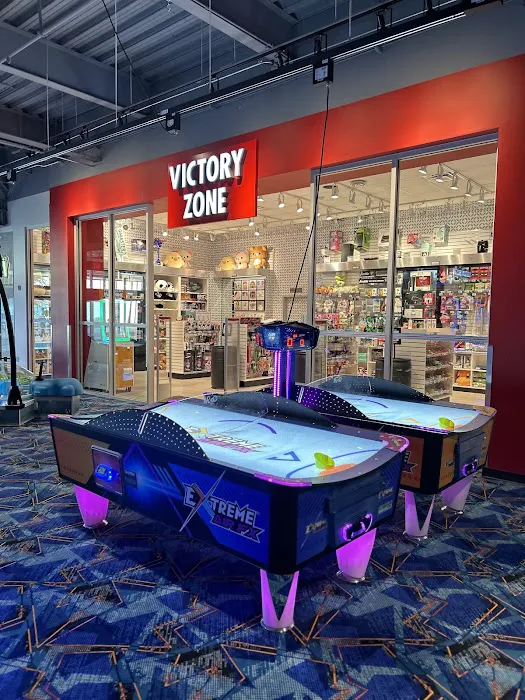 Round1 Bowling & Arcade - Glendale Picture 8