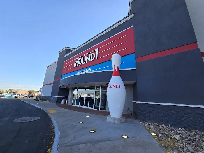 Round1 Bowling & Arcade - Glendale Picture 9