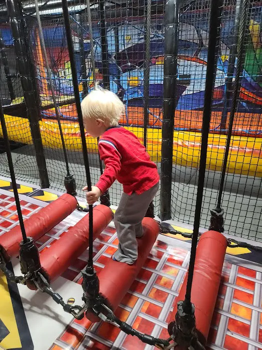 UPTOWN JUNGLE FUN PARK | Chandler, AZ Picture 4