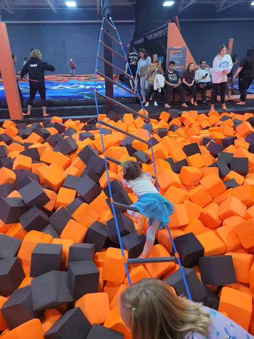 Sky Zone Trampoline Park Picture 5