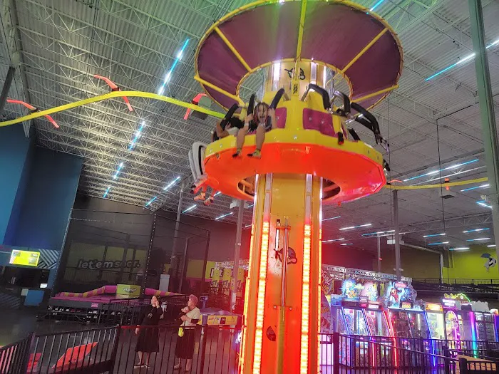 Urban Air Trampoline and Adventure Park Picture 9