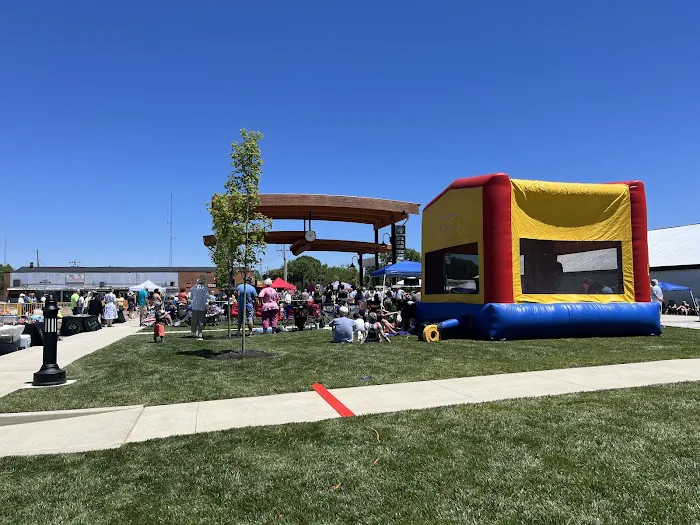Jump N Play Party Rentals Picture 2