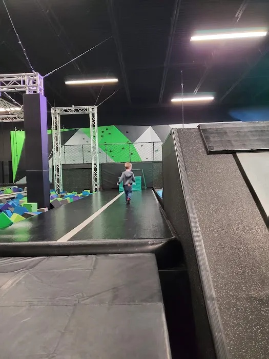 Sky Zone Trampoline Park Picture 6