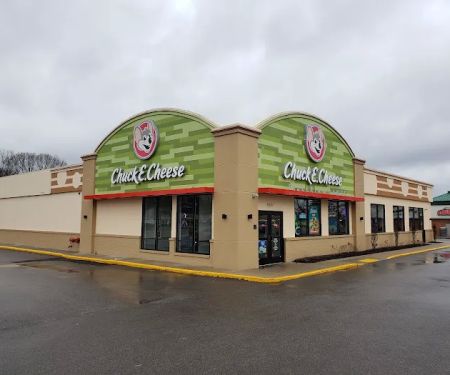Chuck E. Cheese