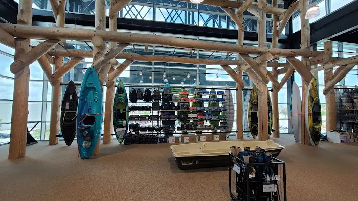 DICK'S Sporting Goods Picture 9
