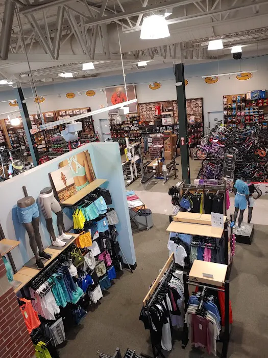 DICK'S Sporting Goods Picture 7