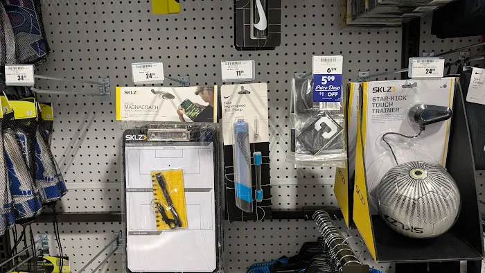 Academy Sports + Outdoors Picture 9