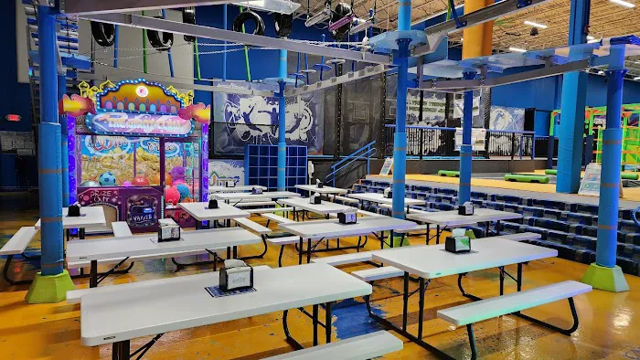Gravity Trampoline Park Picture 6