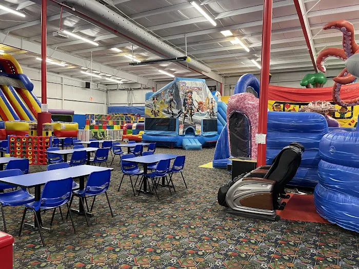 Jump!Zone Party Play Center Picture 1