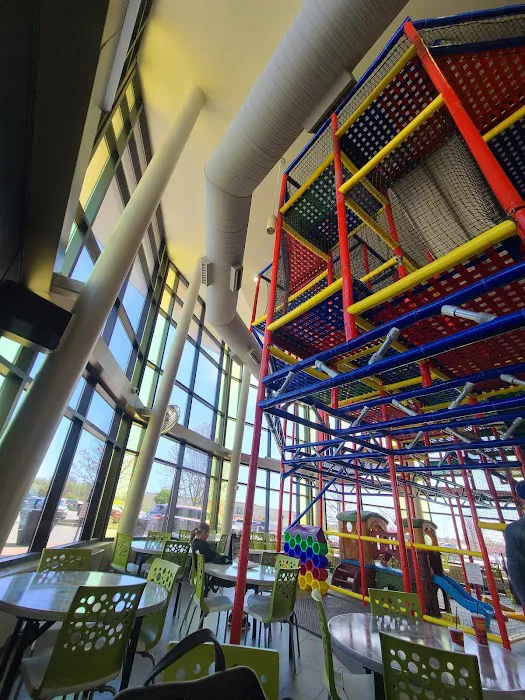 DISCOVERY ZONE Picture 7