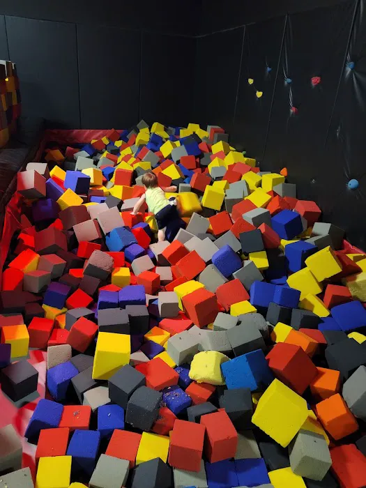 Sky Zone Trampoline Park Picture 5