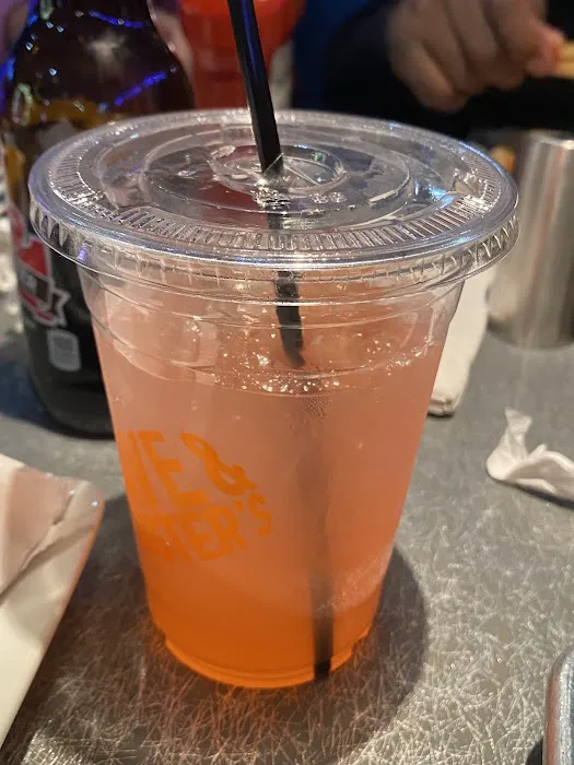 Dave & Buster's Springdale - Cincinnati Picture 8