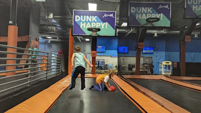 Altitude Trampoline Park - Cincinnati-Anderson Picture 9