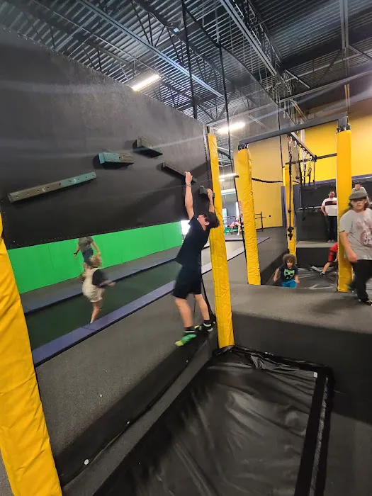 Get Air Trampoline Park Picture 4