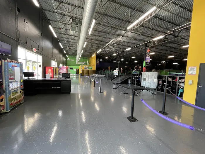 Get Air Trampoline Park Picture 7