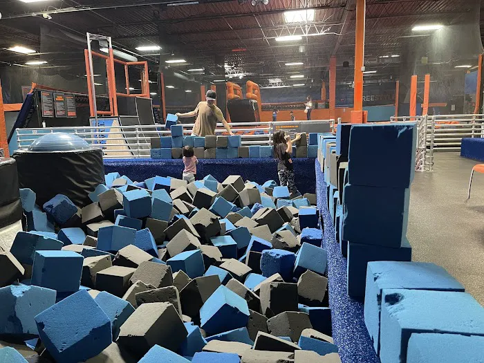 Sky Zone Trampoline Park Picture 9