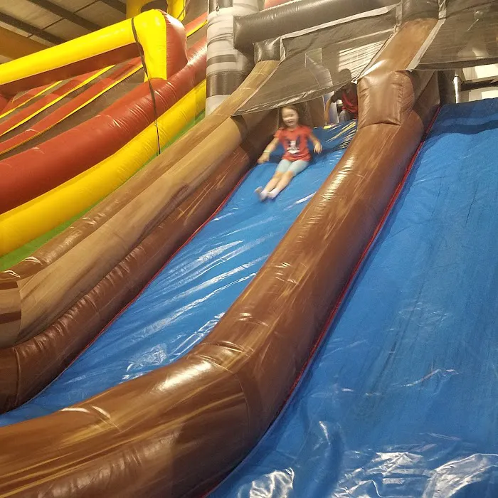 Blazer's Fun Zone Picture 4