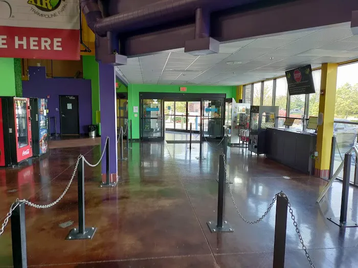 Get Air Trampoline Park Picture 5