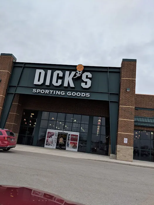 DICK'S Sporting Goods Picture 4