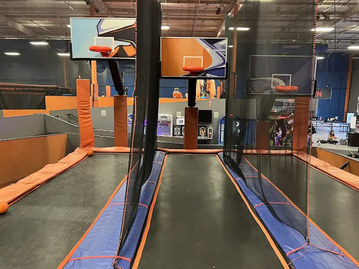 Sky Zone Trampoline Park Picture 2