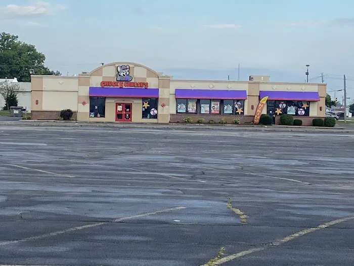 Chuck E. Cheese Picture 1