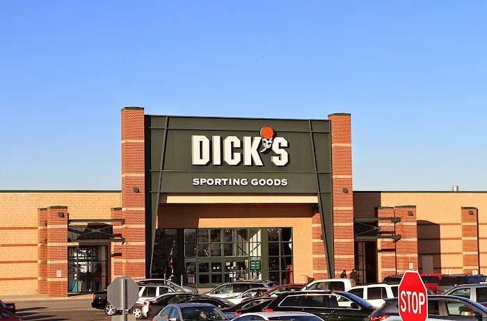 DICK'S Sporting Goods Picture 6
