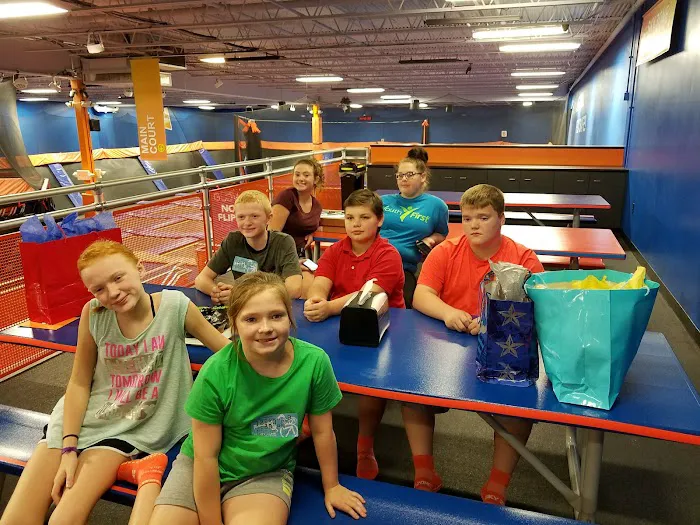 Sky Zone Trampoline Park Picture 6