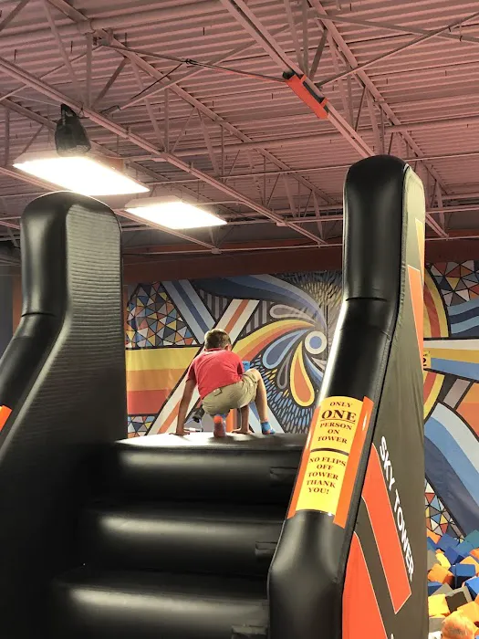 Sky Zone Trampoline Park Picture 10