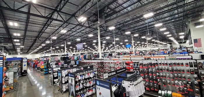 Academy Sports + Outdoors Picture 3