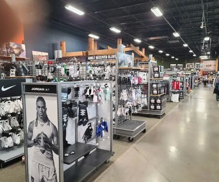 DICK'S Sporting Goods
