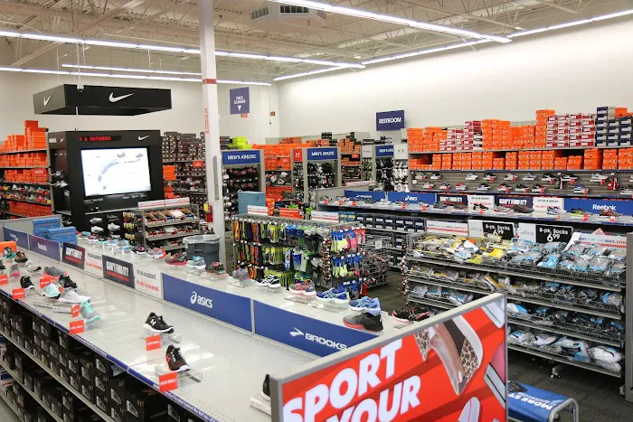 Academy Sports + Outdoors Picture 8
