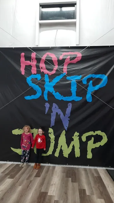 Hop Skip 'N Jump Picture 10