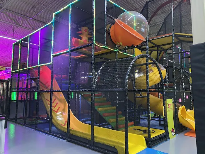 Urban Air Trampoline and Adventure Park Picture 3