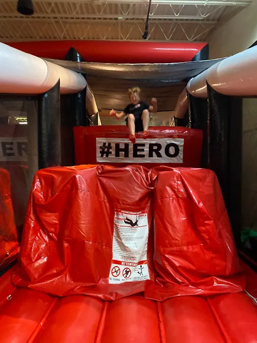 The Hero Day & Glow Golf Picture 4
