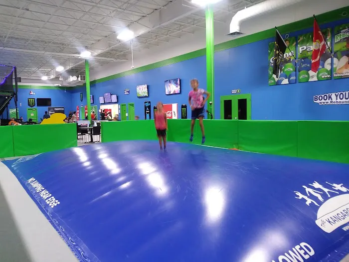 Rebounderz Grand Rapids - Indoor Trampoline and Adventure Park Picture 4