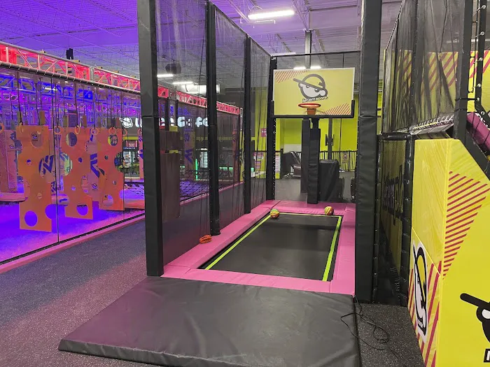 Urban Air Trampoline and Adventure Park Picture 10