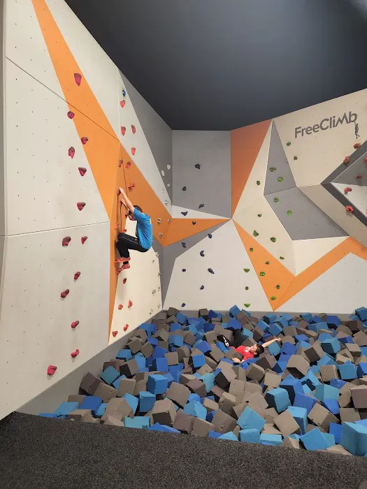 Sky Zone Schererville Picture 10