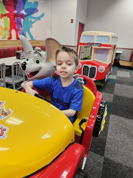 Chuck E. Cheese Picture 8