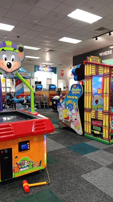 Chuck E. Cheese Picture 2