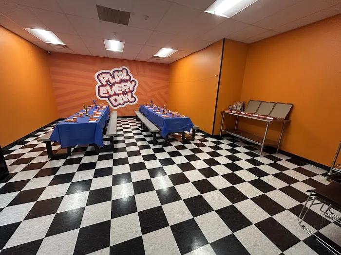 Sky Zone Trampoline Park Picture 7