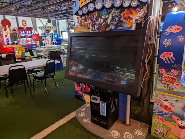Triple Crown Family Fun Center Picture 4