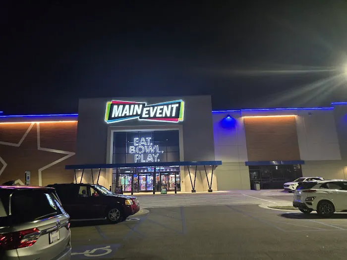 Main Event Lexington Picture 9